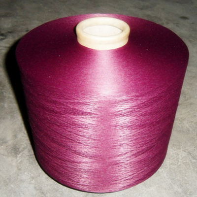 El poliéster 100% hizo girar NE 20/1 del hilado para el hilo de coser
